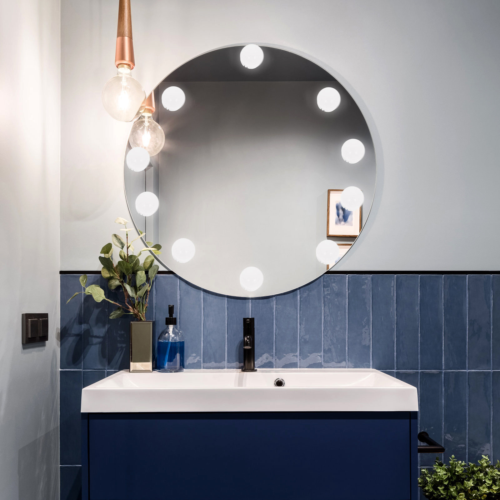 Lampe LED pour miroir de maqui - Dressing Table Vanity With Lighted Mirror avis et prix